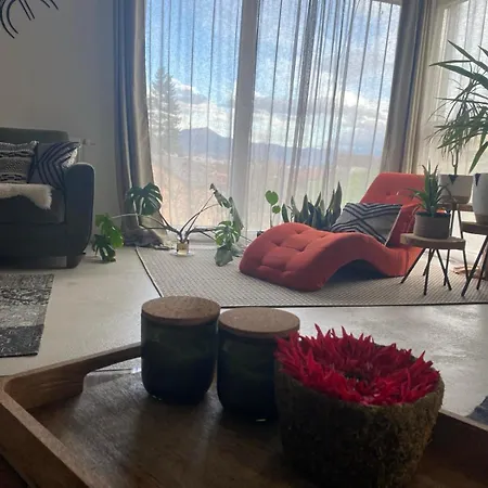 Sun Garden - Luxury - Private Pool - 5 Bedrooms - 4 Bathrooms - 4 Garages فيلة *